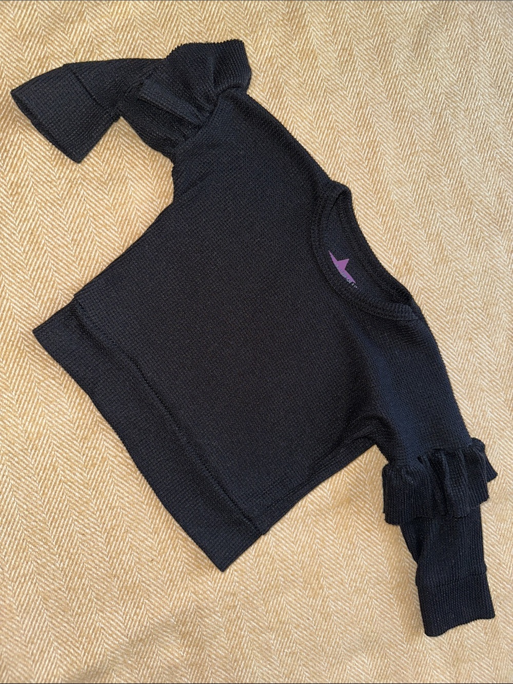 ROCK N BEAUTY Black Ruffle Sleeve waffle Top 3-6m